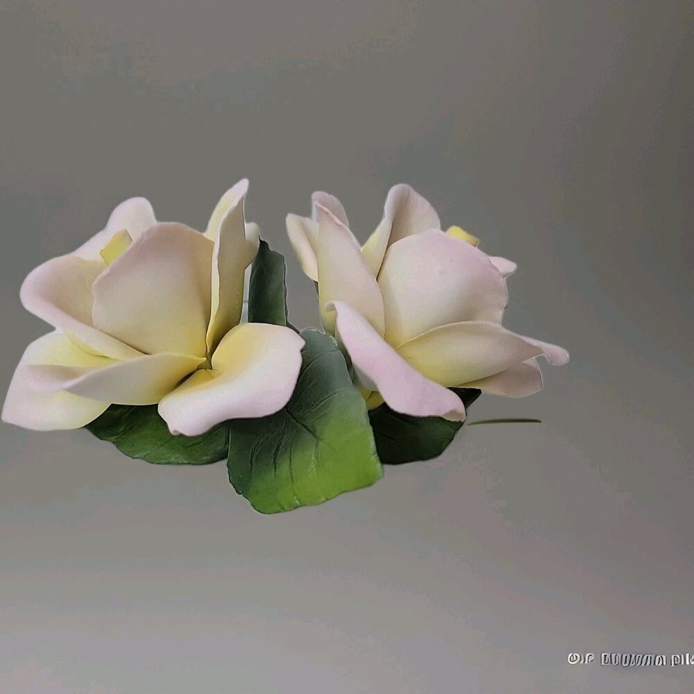 Napoleon Capodimonte Porcelain Yellow &Blush Double Rose Sculpture Made in Italy